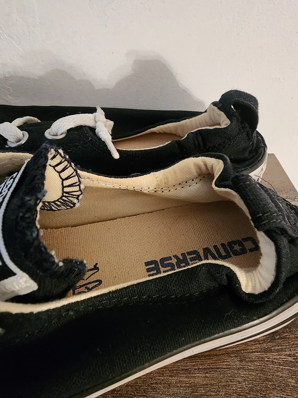Converse black canvas